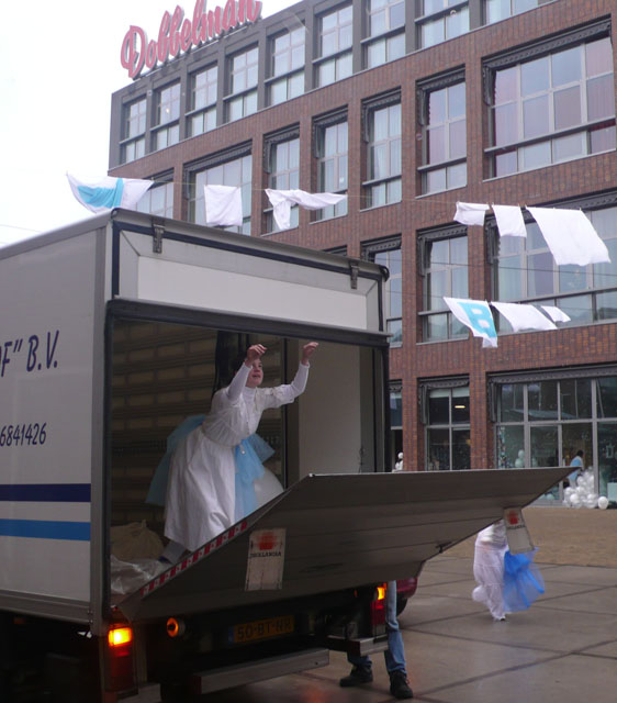 Performance 'de  laatste zeepbel' start